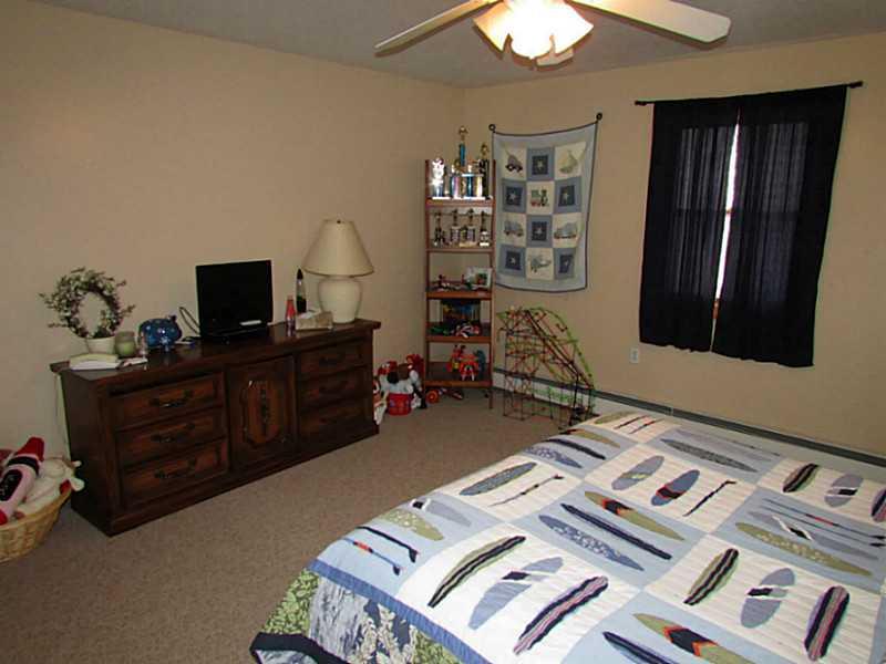 2262 Ridge Road McKeesport, PA 15135 - Photo 19 of 25 Bedroom.