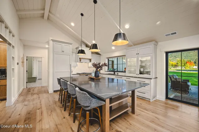 $2,249,000 | 6520 North Colfax Street, Dalton Gardens, ID 83815