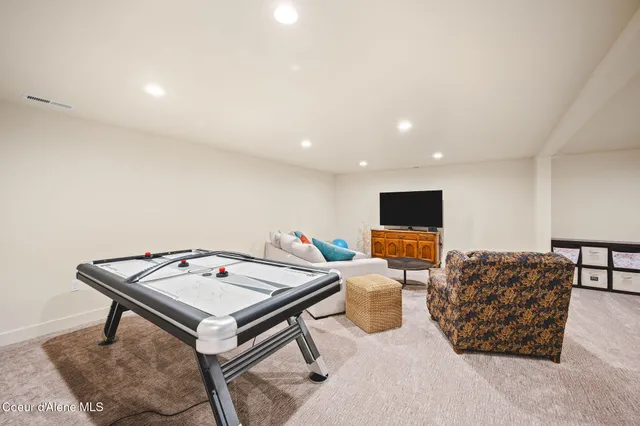 $2,249,000 | 6520 North Colfax Street, Dalton Gardens, ID 83815