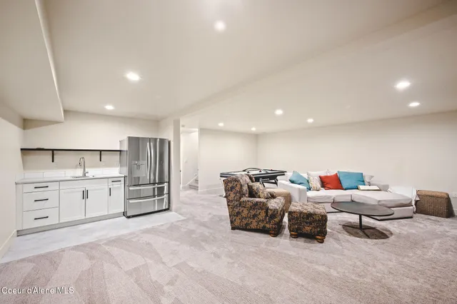 $2,249,000 | 6520 North Colfax Street, Dalton Gardens, ID 83815