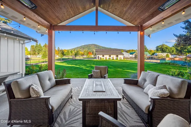 $2,249,000 | 6520 North Colfax Street, Dalton Gardens, ID 83815