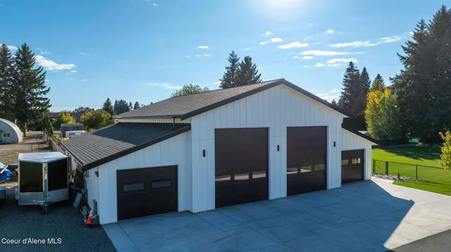 $2,249,000 | 6520 North Colfax Street, Dalton Gardens, ID 83815