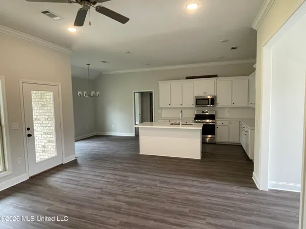 $329,999 | 102 Jasmine Cove Drive, Brandon, MS 39042