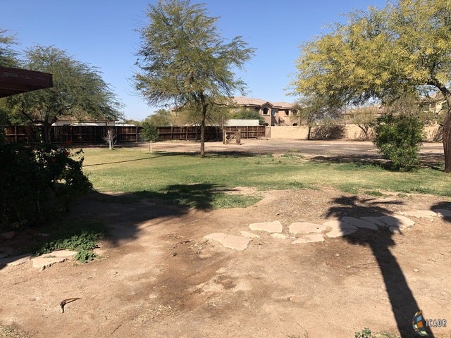 268 West Lancaster Road El Centro, CA 92243 - Photo 32 of 32 Gallery Image 32