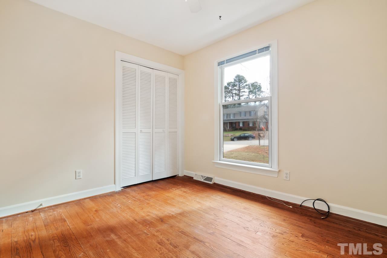 7028 Robbie Drive Raleigh, NC 27607 - Photo 8 of 15