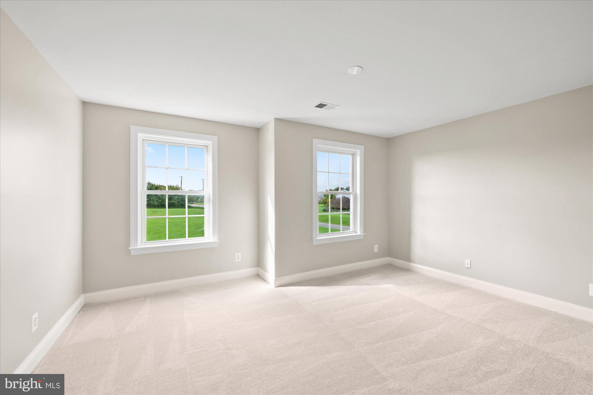 37957 Piggott Bottom Road Purcellville, VA 20132 - Photo 38 of 85 Large Secondary Bedroom