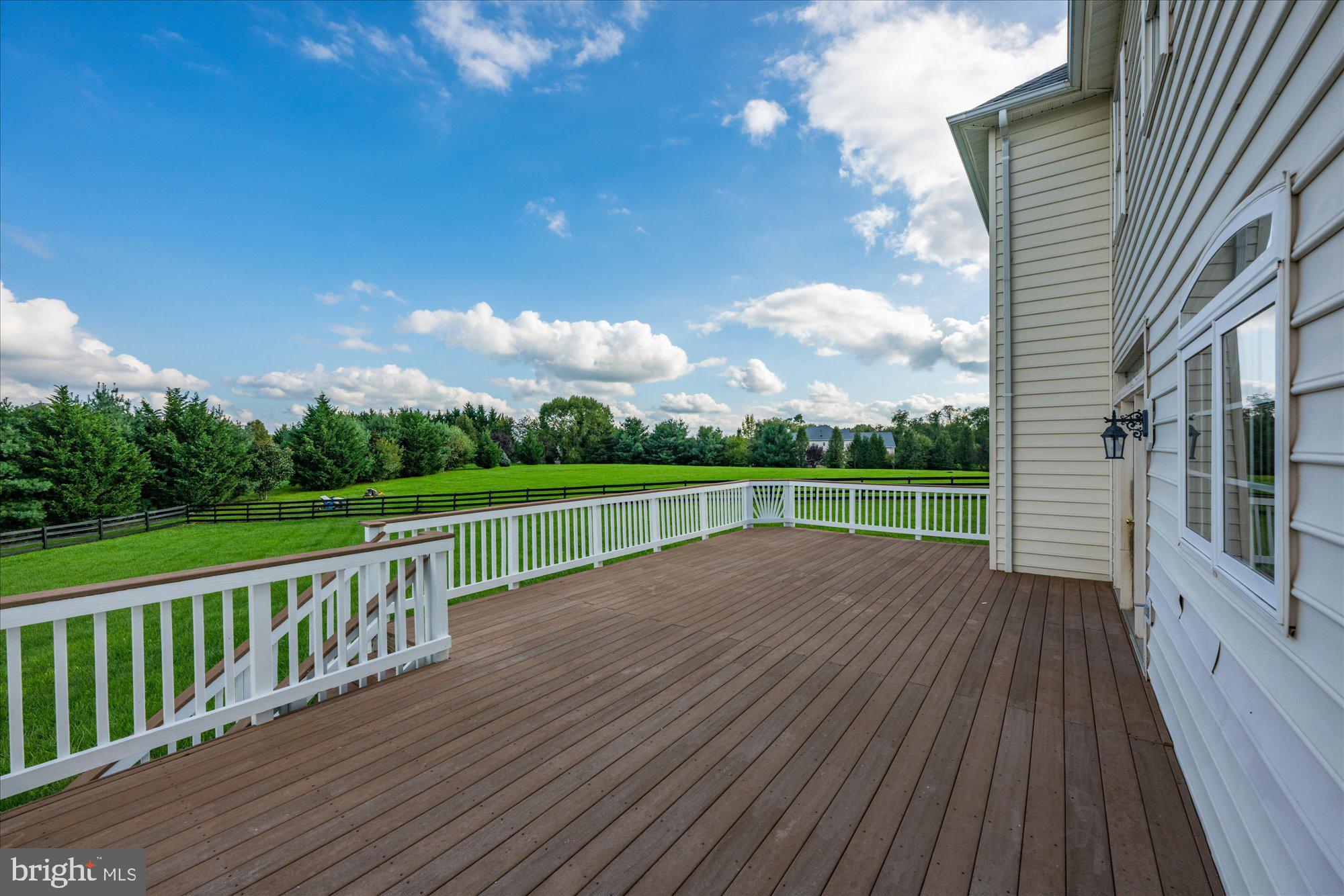 37957 Piggott Bottom Road Purcellville, VA 20132 - Photo 45 of 85 Very Large, TREX Deck