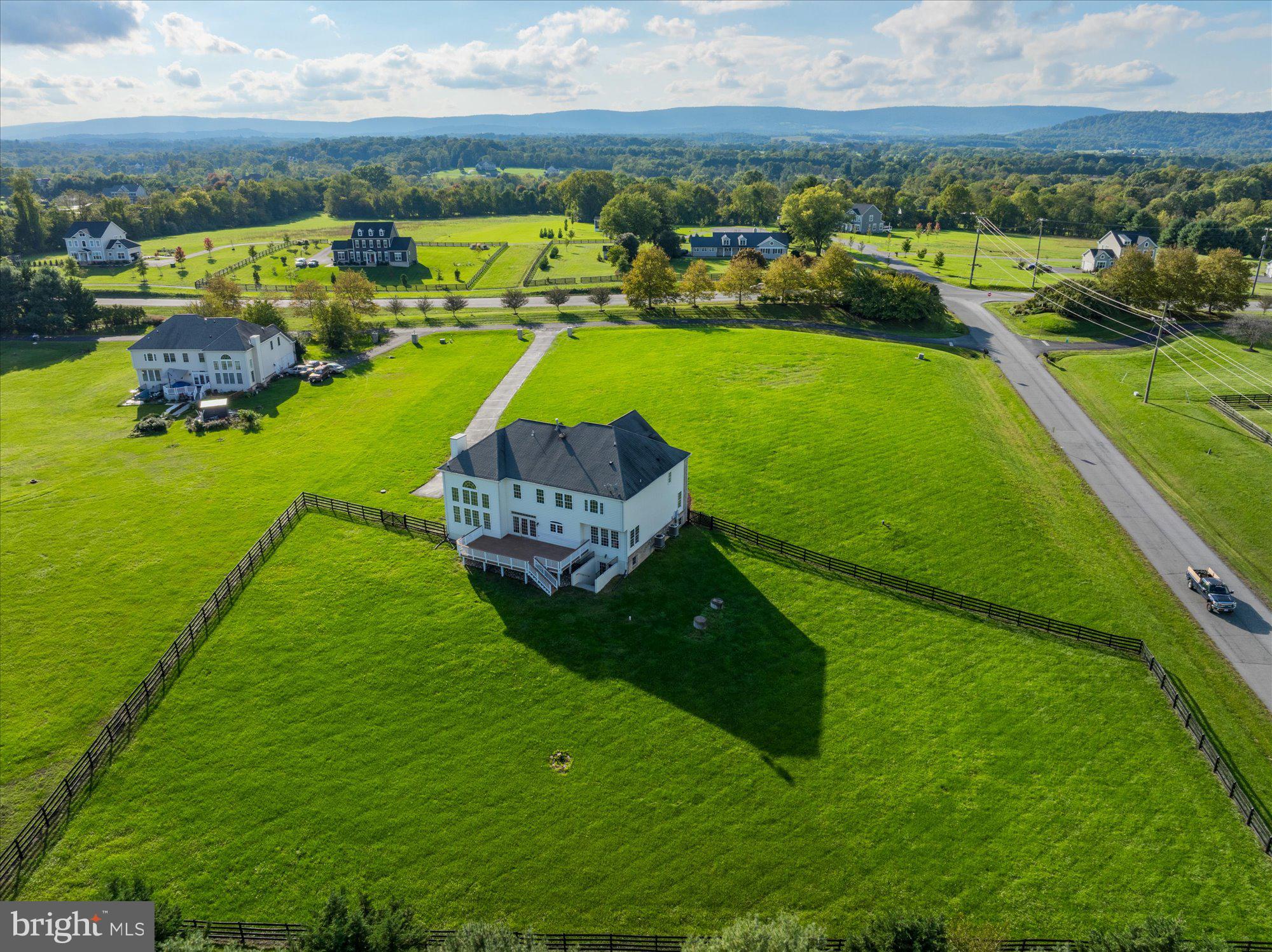 37957 Piggott Bottom Road Purcellville, VA 20132 - Photo 54 of 85 Gorgeous Property