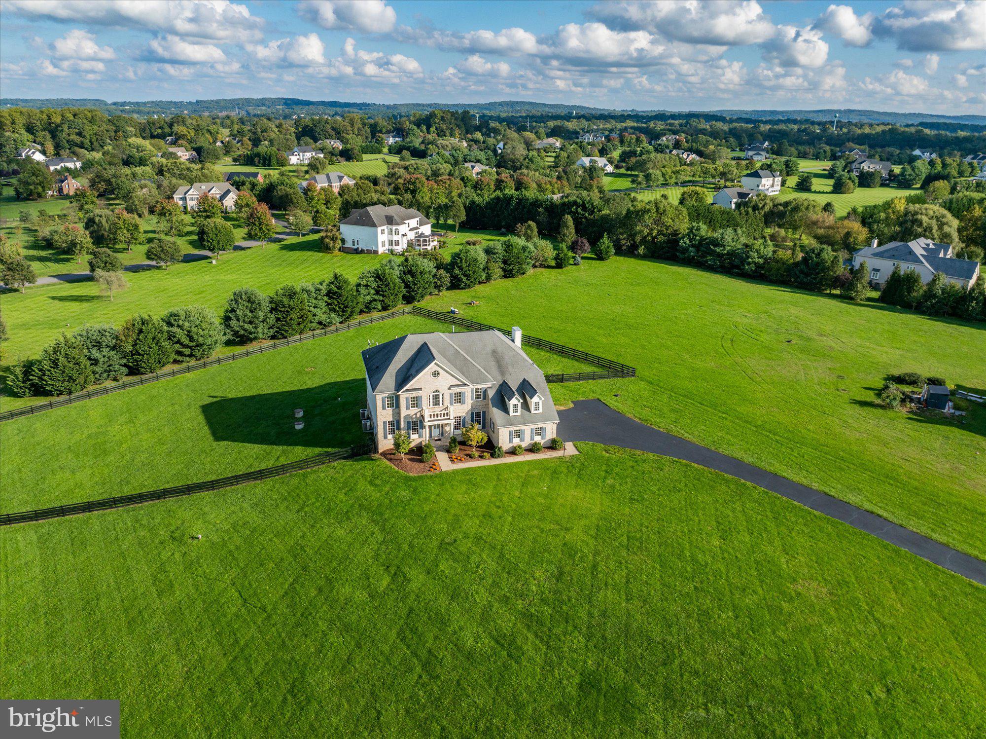 37957 Piggott Bottom Road Purcellville, VA 20132 - Photo 56 of 85 Gorgeous Property