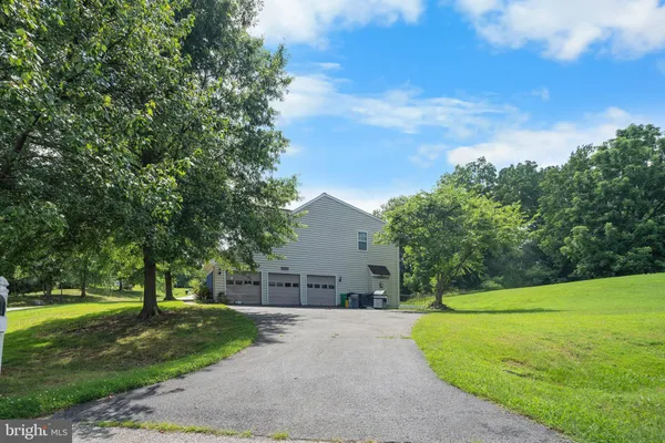 $775,000 | 11310 Strawberry Glenn Lane, Glenn Dale, MD 20769