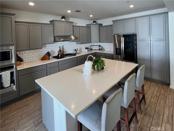 $549,999 | 14206 Everton Avenue, Bakersfield, CA 93311