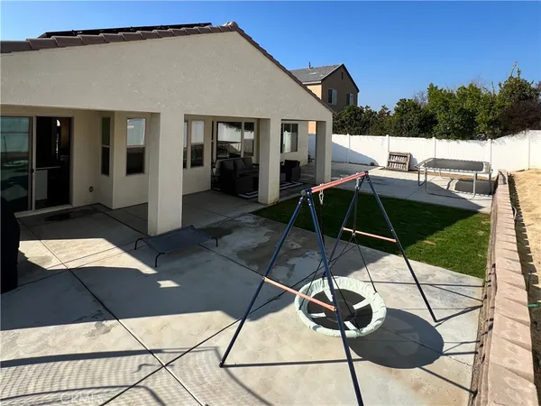 $549,999 | 14206 Everton Avenue, Bakersfield, CA 93311