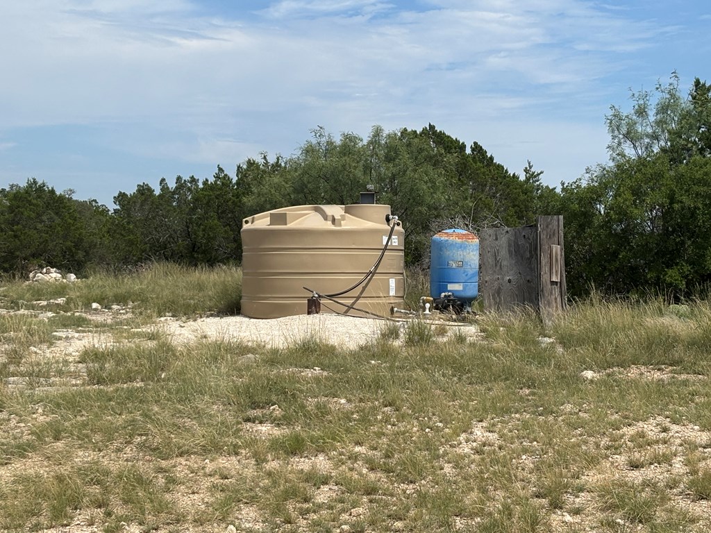 667 Other Rocksprings, TX 78880 - Photo 28 of 30