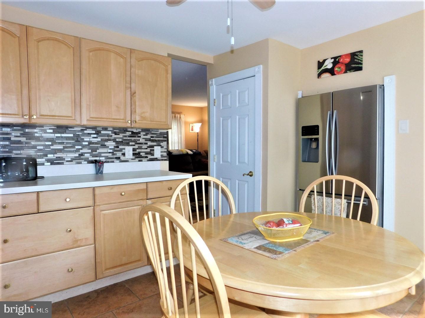 1640 Almonesson Road Woodbury, NJ 08096 - Photo 12 of 20 Mosaic tile backsplash.
