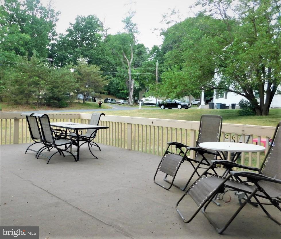1640 Almonesson Road Woodbury, NJ 08096 - Photo 4 of 20 Large deck for entertaining.