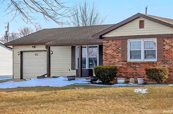 $189,900 | 411 Countryside Drive, Ossian, IN 46777