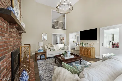 $1,449,000 | 31 Warren Cutting Road, Chester, NJ 07930