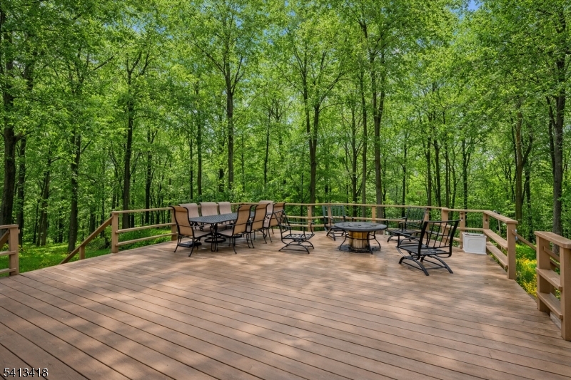 31 Warren Cutting Road Chester, NJ 07930 - Photo 32 of 35 a view of a bench in the roof deck