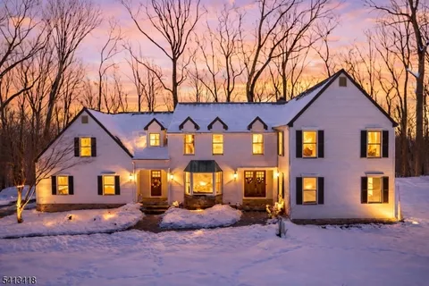 $1,449,000 | 31 Warren Cutting Road, Chester, NJ 07930