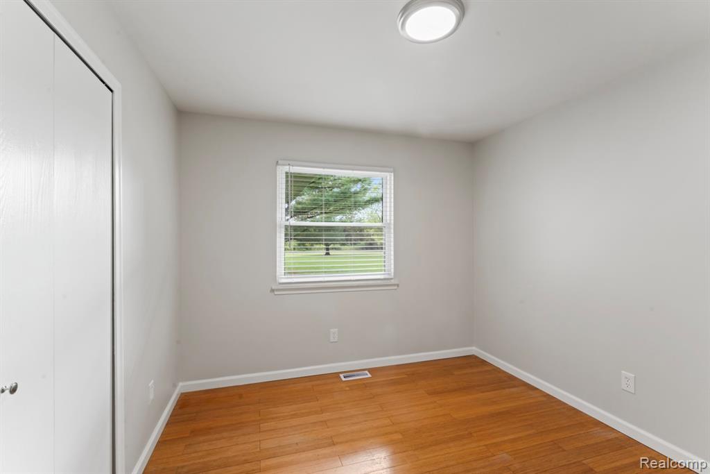 4441 Catlin Road Columbiaville, MI 48421 - Photo 16 of 40