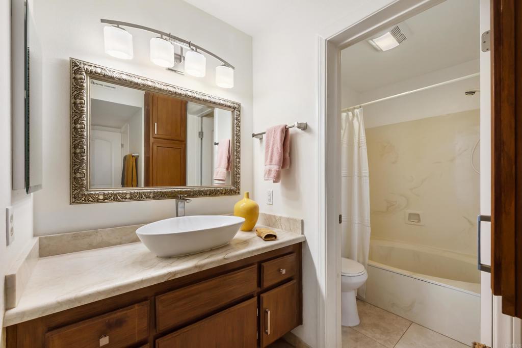 136 South Jayton Lane Encinitas, CA 92024 - Photo 20 of 33