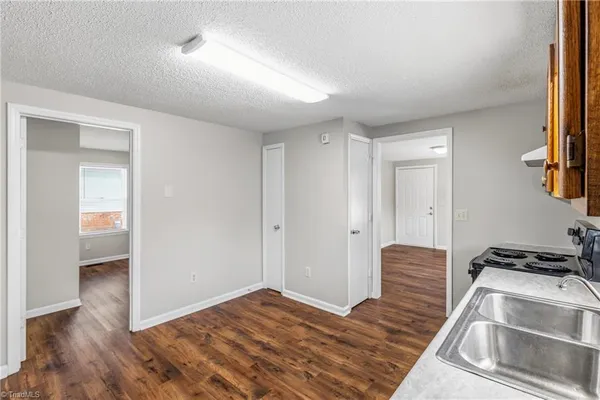 $1,300 | 112 South Raleigh Street, Greensboro, NC 27401