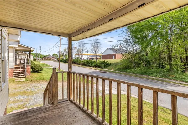 $1,300 | 112 South Raleigh Street, Greensboro, NC 27401