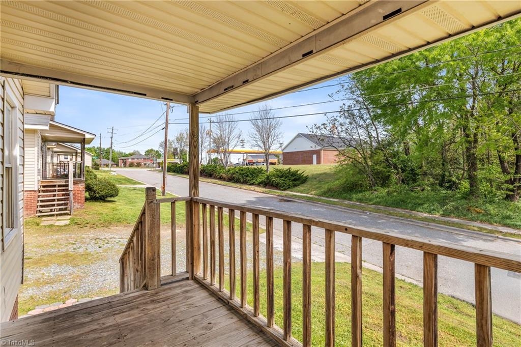 112 South Raleigh Street Greensboro, NC 27401 - Photo 4 of 23