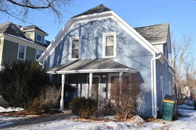 $209,900 | 404 West Fond Du Lac Street, Ripon, WI 54971