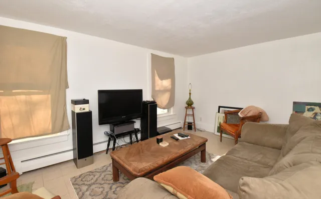 $209,900 | 404 West Fond Du Lac Street, Ripon, WI 54971