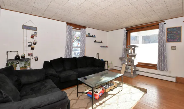 $209,900 | 404 West Fond Du Lac Street, Ripon, WI 54971