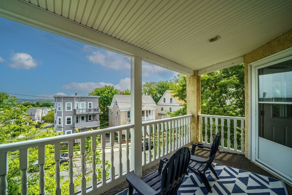 33 Main Street, Unit 2 Somerville, MA 02145 - Photo 3 of 20