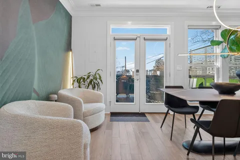 $1,249,000 | 2214 North Capitol Street Northwest, Washington, DC 20002
