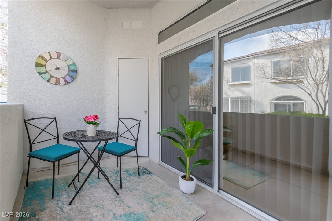 700 Carnegie Street, Unit 1814 Henderson, NV 89052 - Photo 23 of 51 *Virtually staged* 3 bed/2 bath 1ST FLOOR 700 Carnegie St #1814 Henderson NV 89052