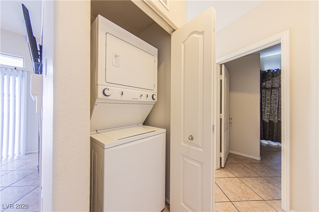 700 Carnegie Street, Unit 1814 Henderson, NV 89052 - Photo 45 of 51 *Virtually staged* 3 bed/2 bath 1ST FLOOR 700 Carnegie St #1814 Henderson NV 89052