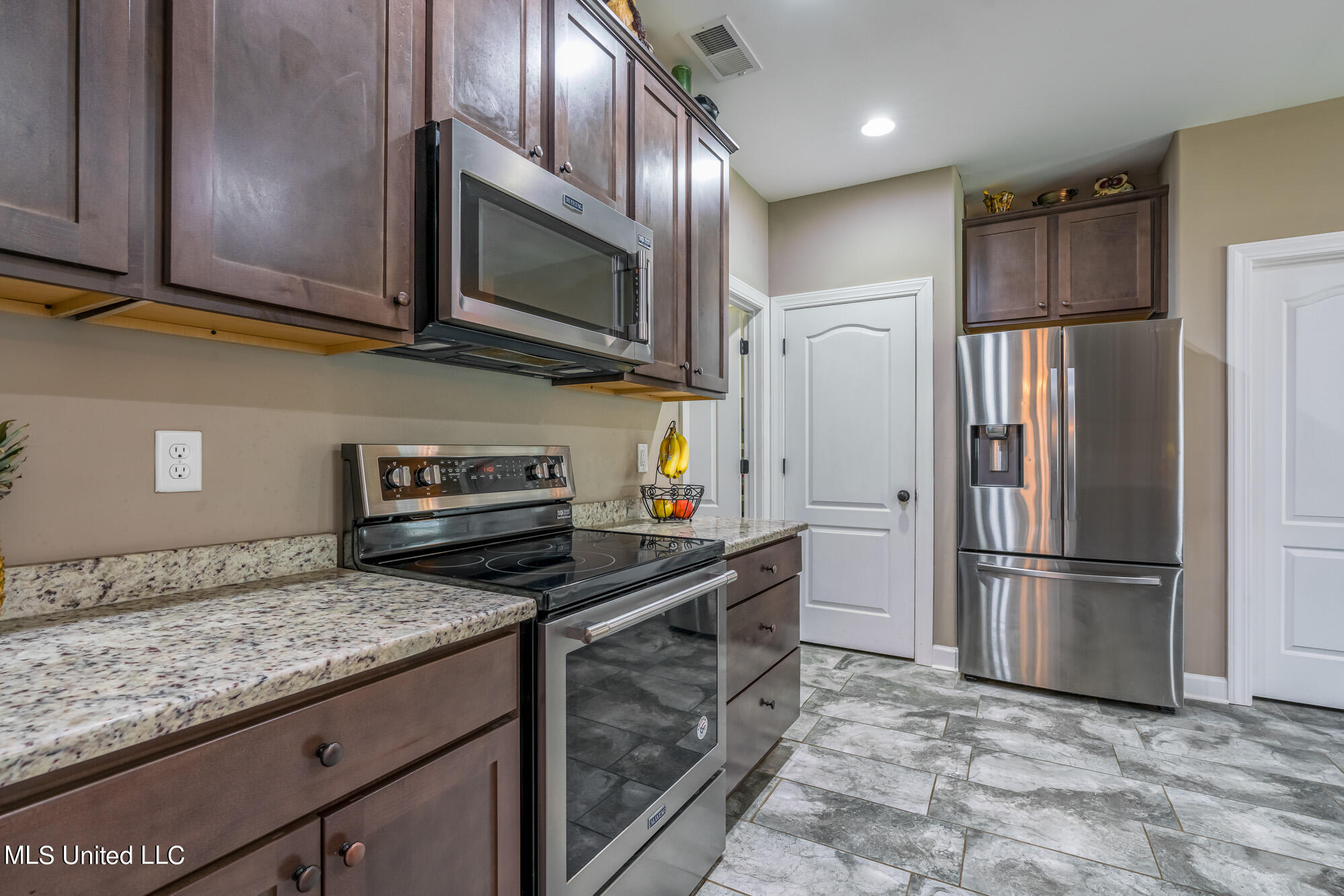 1647 Rutherford Cove Nesbit, MS 38651 - Photo 16 of 37 227107_16-snapsold-screen-1647-rutherfor