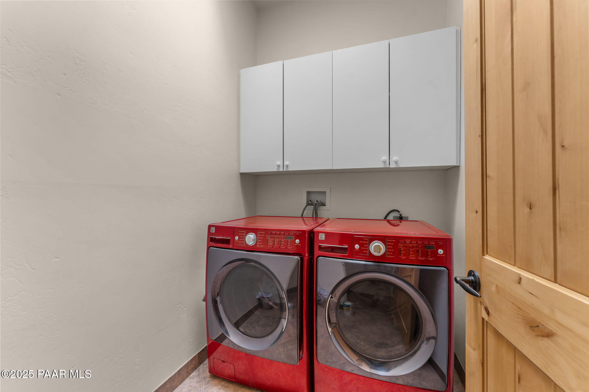 2100 West Silverlode Drive Wickenburg, AZ 85390 - Photo 33 of 51 a utility room with dryer and washer