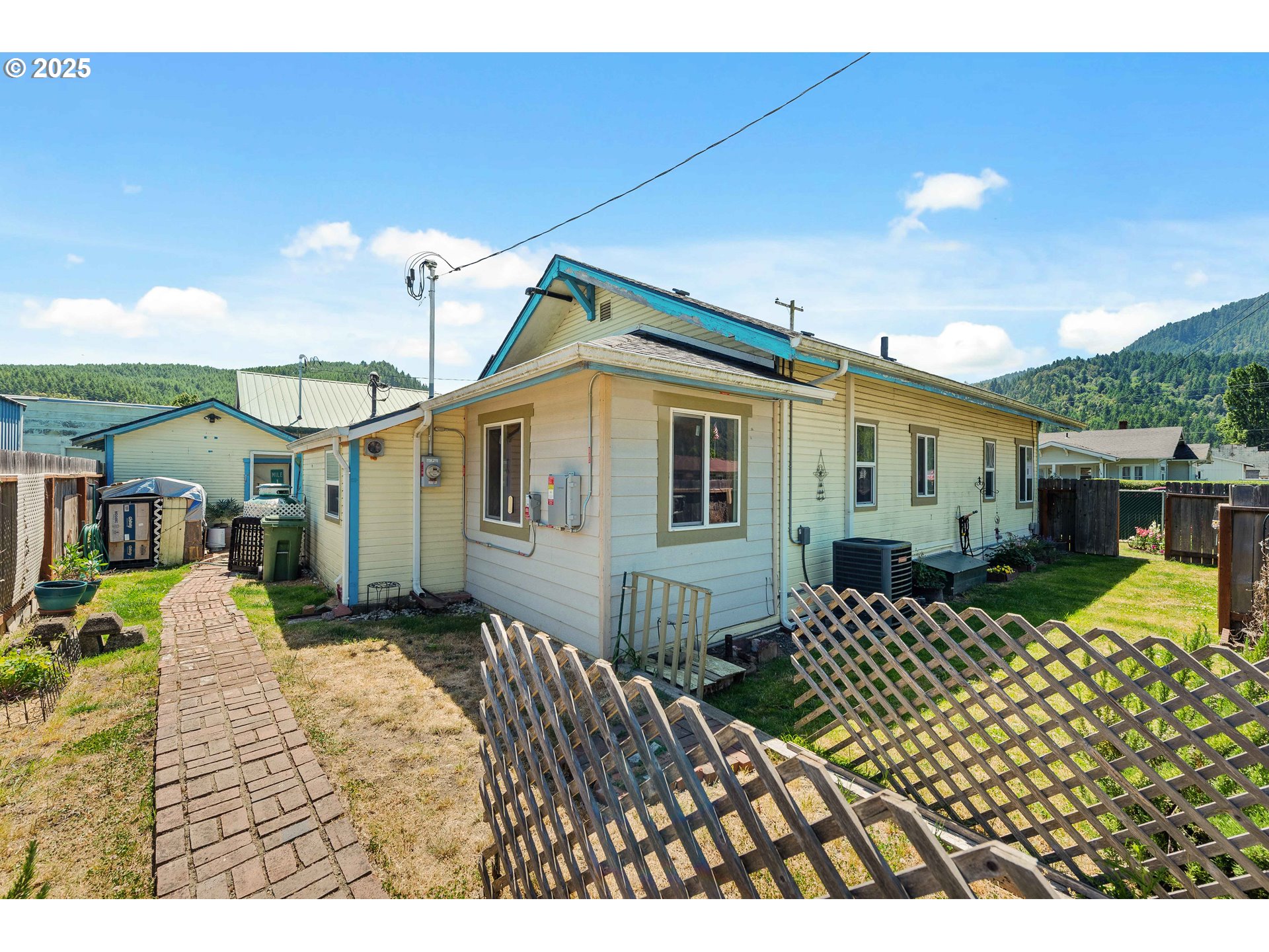 380 3rd Avenue Powers, OR 97466 - Photo 27 of 33