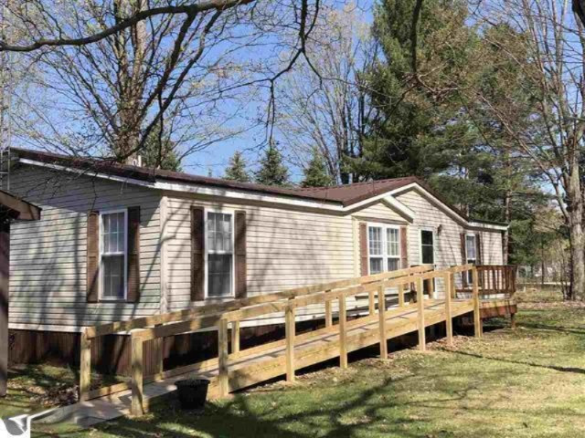 3085 North 3 1/4 Road Mesick, MI 49668 - Photo 1 of 18 3085 front