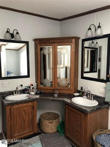 3085 North 3 1/4 Road Mesick, MI 49668 - Photo 12 of 18 3085 master bath