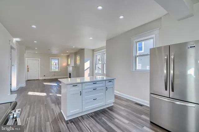 $2,900 | 6504 Rosemont Avenue, Baltimore, MD 21206