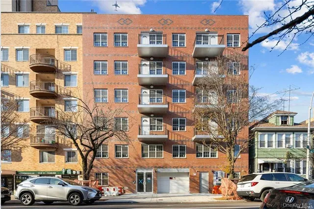 $735,000 | 141-15 Cherry Avenue, Unit 5D | Flushing