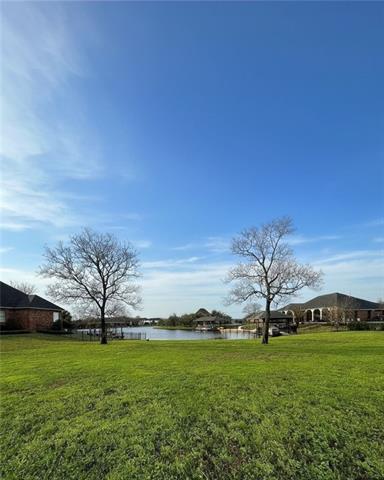 227 Islander Drive Slidell, LA 70458 - Photo 3 of 5