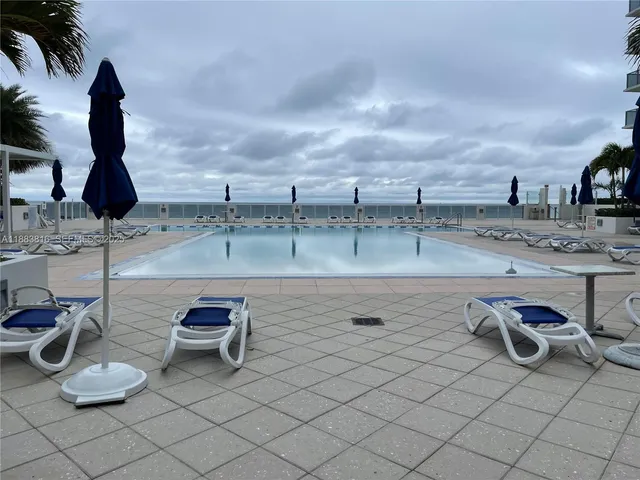 $5,700 | 2751 South Ocean Drive, Unit 1204S, Hollywood, FL 33019