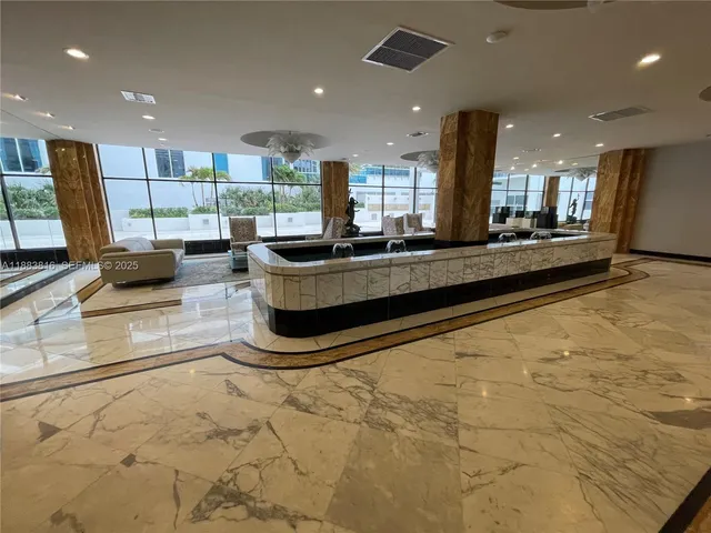 $5,700 | 2751 South Ocean Drive, Unit 1204S, Hollywood, FL 33019