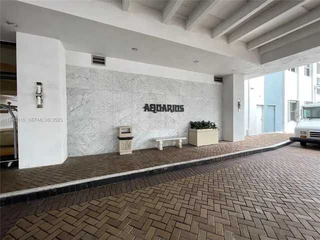 $5,700 | 2751 South Ocean Drive, Unit 1204S, Hollywood, FL 33019