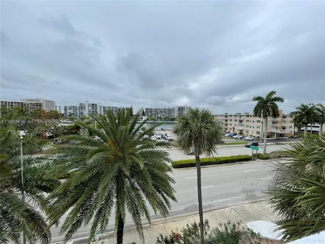 $5,700 | 2751 South Ocean Drive, Unit 1204S, Hollywood, FL 33019