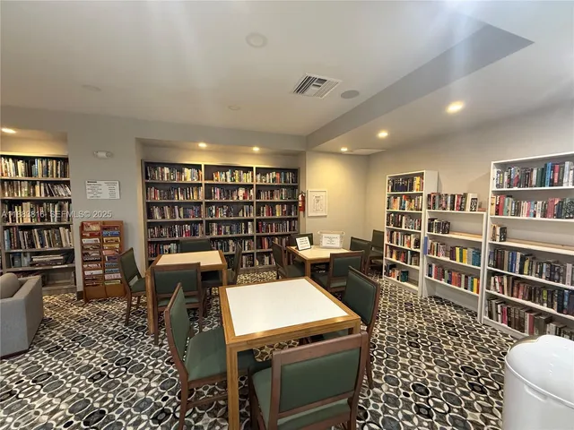 $5,700 | 2751 South Ocean Drive, Unit 1204S, Hollywood, FL 33019