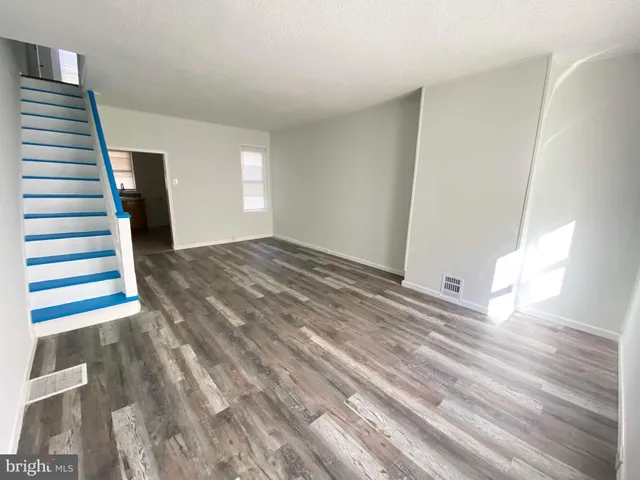 $1,250 | 3118 Hartville Street, Philadelphia, PA 19134