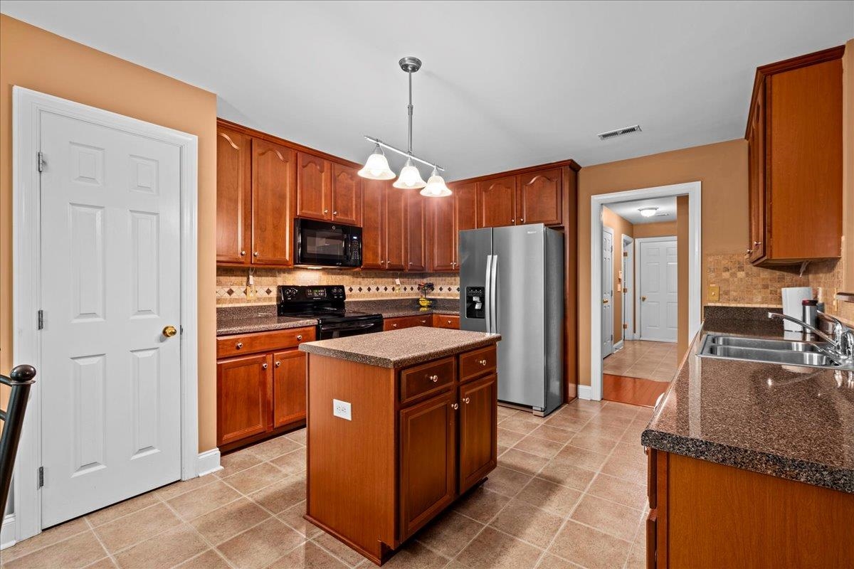1140 Meadowbrook Road Spartanburg, SC 29307 - Photo 12 of 35 Gallery Image 12